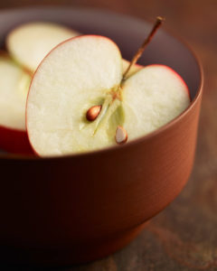 26.2 Aufgeschnittener Apfel in Schale